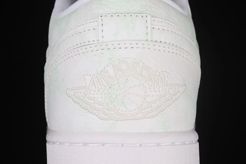 All categories Air Jordan Jordan series basketball shoes Air Jordan 1 Low Air Jordan 1 Low AJ1 Joe 1 starry sky thermal induction low-top cultural casual sneakers 553558-130